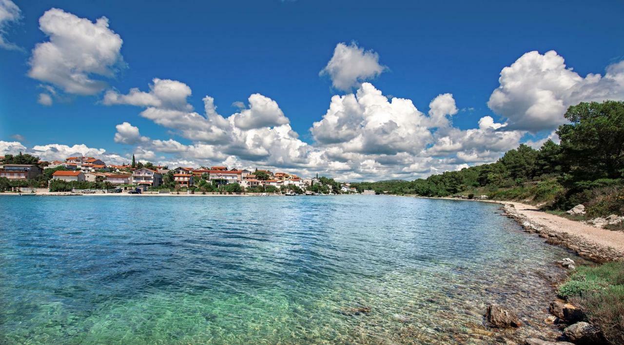 Apartmán MIDAVkl Pirovac Exteriér fotografie